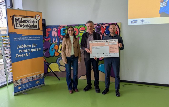 Spendenübergabe von Mitmachen Ehrensache