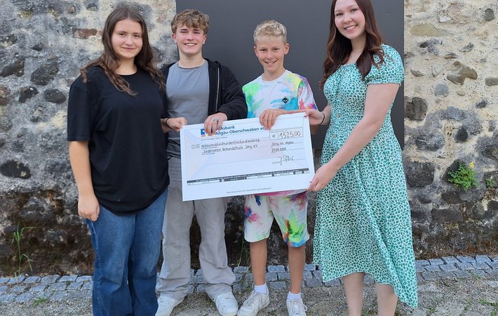 Volksbank Allgäu-Oberschwaben fördert Klassenfahrten